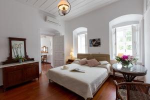 Postelja oz. postelje v sobi nastanitve Hotel Miranda