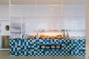 A kitchen or kitchenette at Alua Village Fuerteventura - All Inclusive