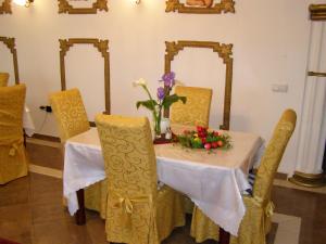 Posezení v ubytování Hotel Wellness & Spa Angelo Gabriel