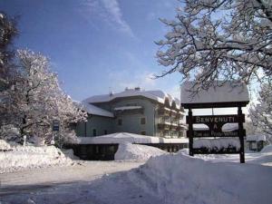 Al Pian Garnì Hotel - B&B & Pizza v zimě