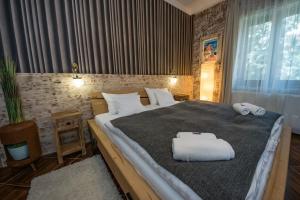 Gallery image of Platan Garden Rooms & Restaurant in Hajdúszoboszló