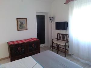 TV a/nebo společenská místnost v ubytování B&B and Sail