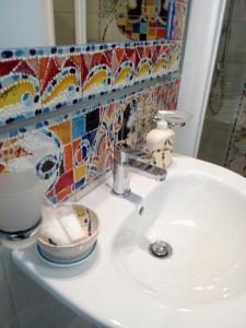 A bathroom at Case Vacanza Le Casette