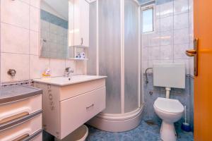 Kúpeľňa v ubytovaní Apartments Vincic