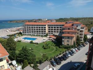 Gallery image of ПЪРВА ЛИНИЯ хотел с адрес к-с РЕДЖИНА МАРЕ Царево in Tsarevo +182 photos