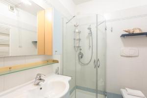 Ένα μπάνιο στο Sunrise Apartment Venice +35 φωτογραφίες