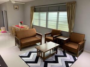 Imagen de la galería de Traditional Villa with Modern Design 3R2B, en Ipoh