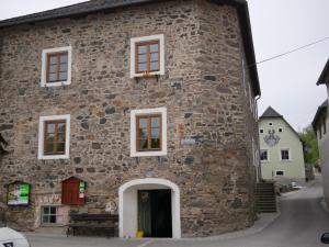 Budova, v ktorej sa apartmán nachádza
