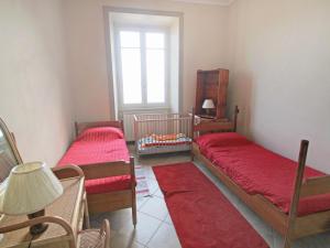 Posteľ alebo postele v izbe v ubytovaní Apartment La Silente by Interhome