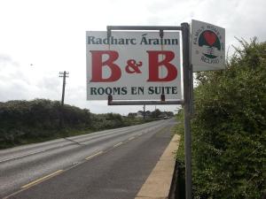 Sertifikat, nagrada, logo ili drugi dokument prikazan u objektu Aran View - Radharc Arainn B&B
