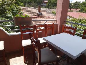 Balkón nebo terasa v ubytování Apartments Ana