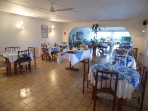 Restaurace v ubytování Hotel Manutara