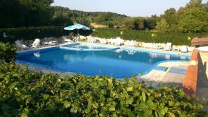 The swimming pool at or close to Villas Chinara
