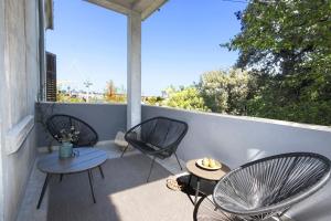 Balkón alebo terasa v ubytovaní *** Lounge terrace apartment with the harbour view / city centre ***