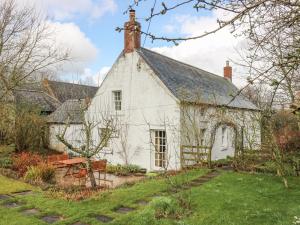 Gallery image of The Cottage, Polwarth Crofts in Duns