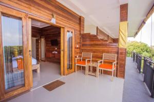 Ein Balkon oder eine Terrasse in der Unterkunft Dinatah Lembongan Villas