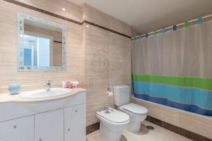 Zdjęcie z galerii obiektu Vista Africa Beach Apartment by Dahlia Group w mieście Estepona