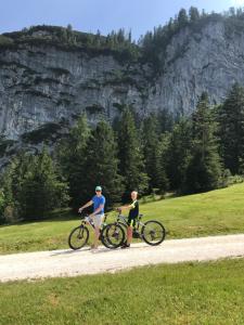 Andar de bicicleta em Haus Bergsicht Lofer ou nos arredores