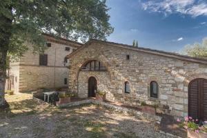 Budova, v ktorej sa dom na vidieku nachádza