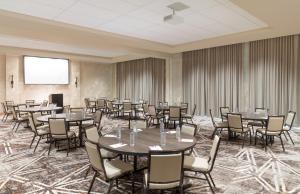 Hyatt Place Sandestin at Grand Blvd商务区和/或会议室