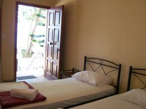 Gallery image of Antigoni House in Póros Kefalonias +59 photos