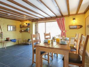 Posezení v ubytování Tyn Llwyn Cornel + 21 fotografií