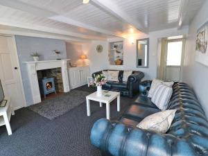 A seating area at Pebble Cottage