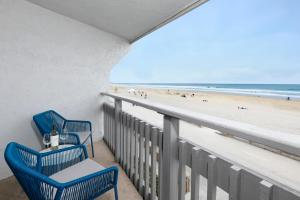
Ein Balkon oder eine Terrasse in der Unterkunft Blue Sea Beach Hotel
