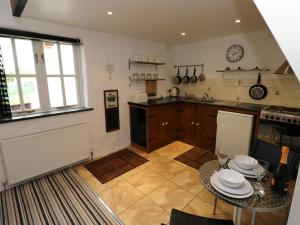 Dapur atau dapur kecil di The Old Stables +14 gambar