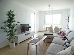 Μια τηλεόραση ή/και κέντρο ψυχαγωγίας στο Apartamento Ofelia - Rio Nacimiento Campoamor
