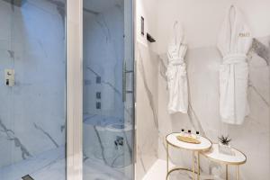 Ett badrum på La Spezia by The First - Luxury Rooms & Suites