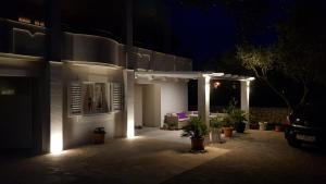 Gallery image of Apartmani Palma in Novalja
