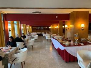 Gallery image of Hotel Sussex in Cordoba