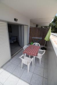 A balcony or terrace at Luca Apartments