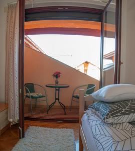 Postel nebo postele na pokoji v ubytování Hana Superior Apartments