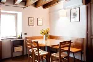 Dining area in a vidéki vendégházakat