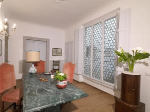 Posedenie v ubytovaní Giardino D'Azeglio Locazione Turistica