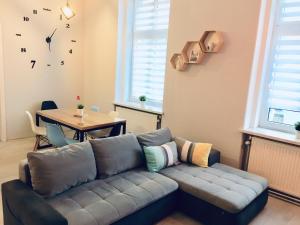 Ruang duduk di Rebel Apartament +5 gambar