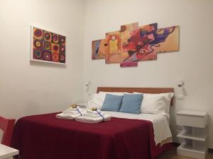 A bed or beds in a room at YooRoom