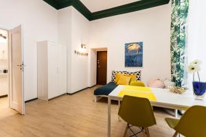 Część wypoczynkowa w obiekcie VINTAGE SENACKA APARTAMENTS