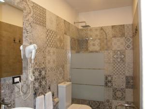 A bathroom at Il Gattopardo House