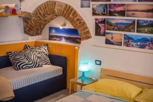 A seating area at Little Arco Guest House