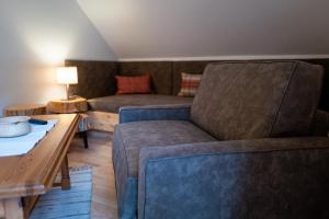 A seating area at Familienhotel Gasthof Hinteregger