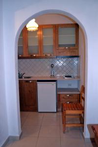 Kuchyň nebo kuchyňský kout v ubytování Aiolos House
