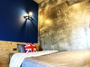 Letto o letti in una camera di ALL BLUE