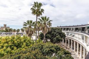 Gallery image of Ocean View Luxury Suite & Terrace Estoril, Cascias in Estoril