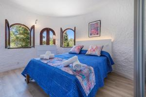 Ένα ή περισσότερα κρεβάτια σε δωμάτιο στο Villa Falco +28 φωτογραφίες