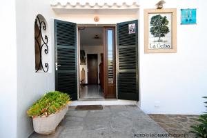Zdjęcie z galerii obiektu Hostal La Ceiba w mieście Cala d´Or