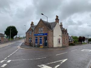 Gallery image of Muir Bank in Muir of Ord