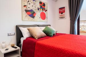 A bed or beds in a room at Cilento Suite - Vinarte B&B